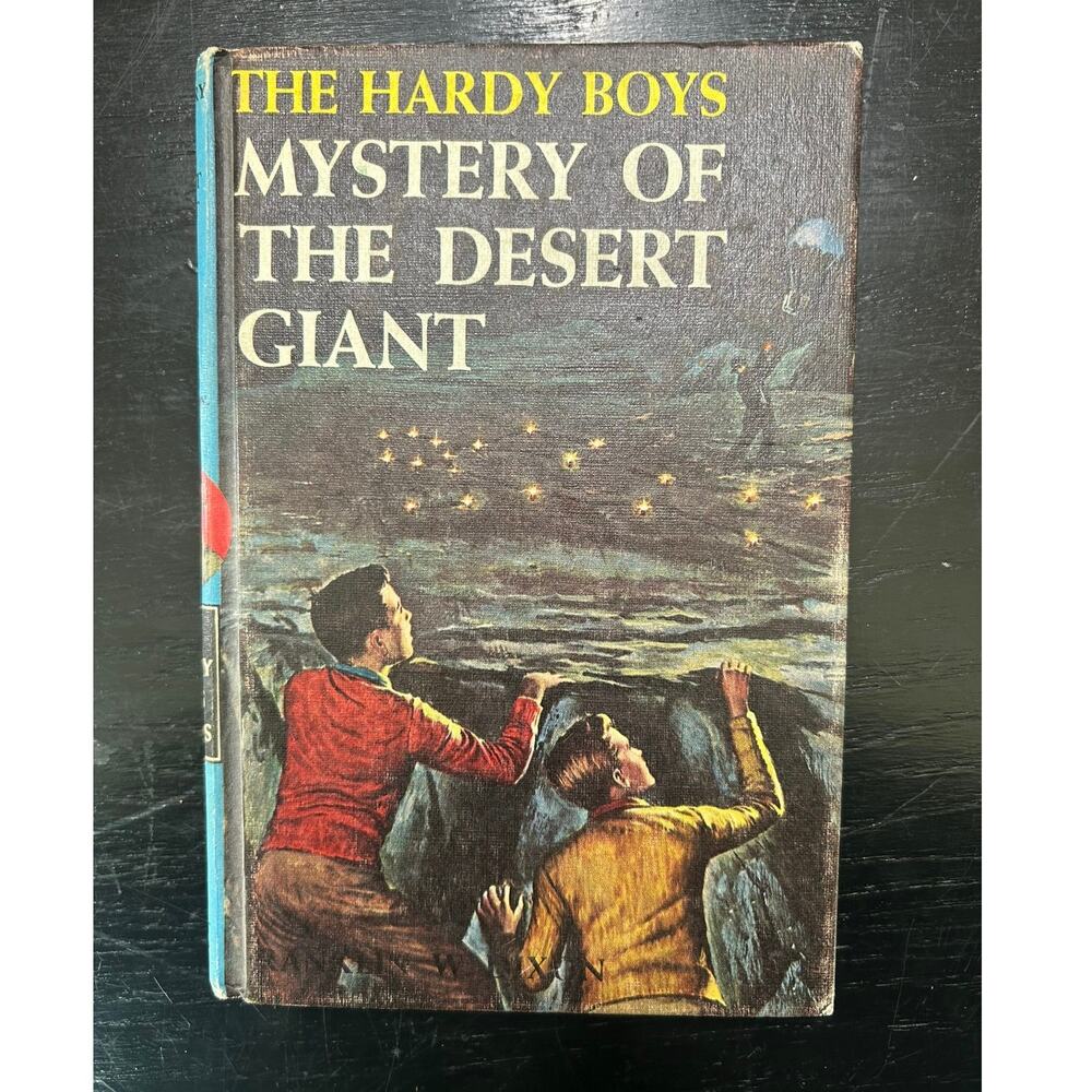 The Hardy Boys- Franklin W. Dixon Mystery of the Desert Giant- 8940 1961